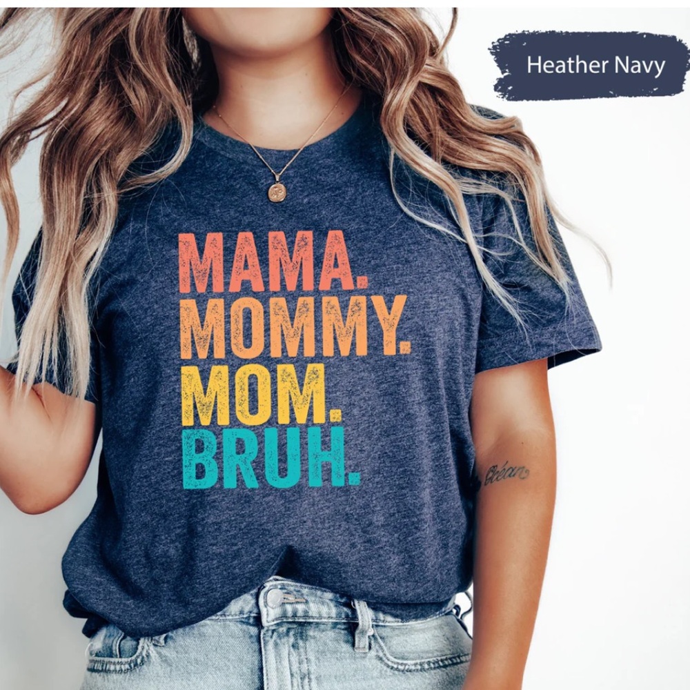EUC Fan Favorite Womens Mothers Day T Shirt